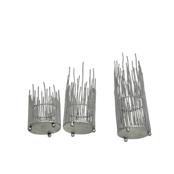 Bundle of 3 silver metal modern contemporary haystack candlestick holders - Picture 5 of 6